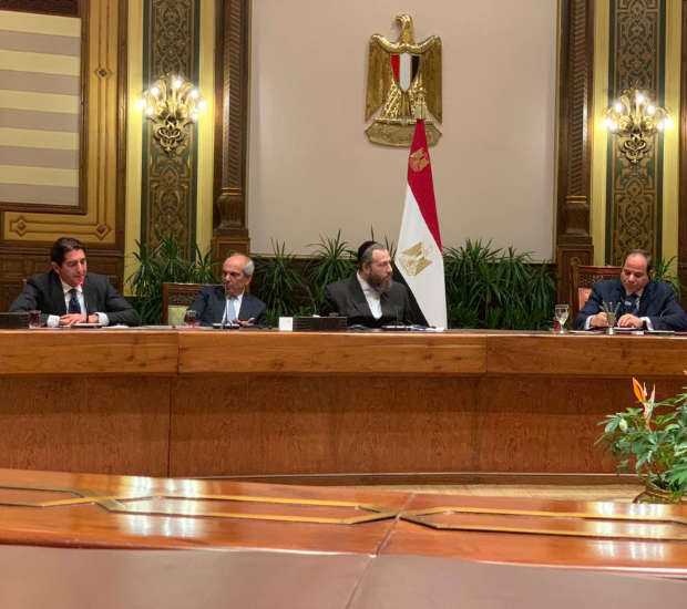 Egypt - Orthodox U.S. Jewish Delegation Enjoys Lengthy Audience With Egyptian President in Cairo